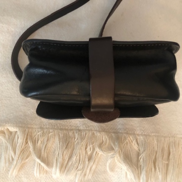 Chiarugi Italian Leather Cross Body Purse in absolutely pristine condition. - Picture 2 of 7